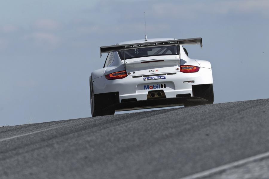  Porsche 911 GT3 RSR 2012 года  (фото 5 из 429)